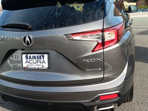 Used 2025 Acura RDX SH-AWD image 4