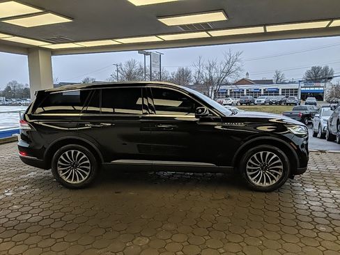 Used 2021 Lincoln Aviator Reserve w/ Equipment Group 201A image 4