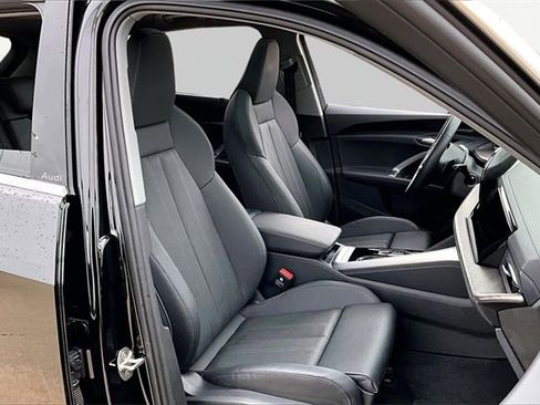 Used 2025 Audi Q5 Premium Plus w/ Premium Plus image 7