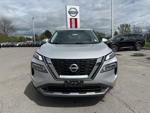 Certified 2023 Nissan Rogue SL w/ SL Premium Package AWD/4WD image 9