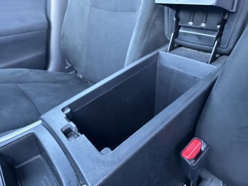 Used 2015 Nissan Altima 2.5 SV image 13