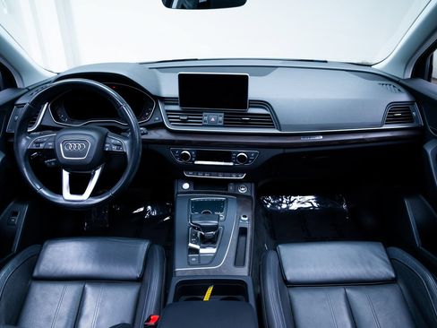 Used 2018 Audi Q5 2.0T Premium Plus w/ Premium Plus Package AWD/4WD image 7
