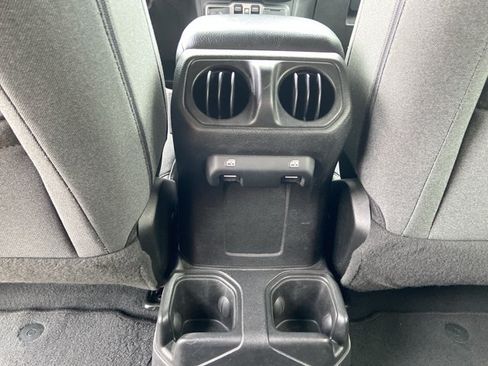 Used 2024 Jeep Wrangler Unlimited Sport AWD/4WD image 48