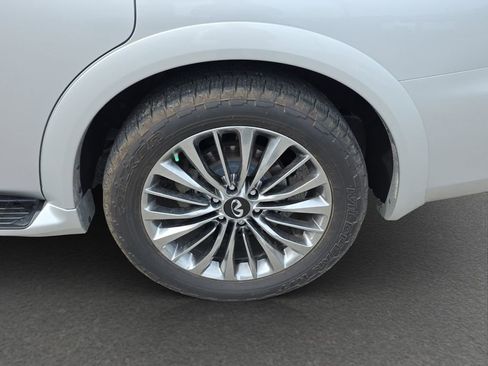 Used 2019 INFINITI QX80 4WD image 5