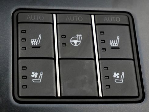 Used 2023 Lexus UX 250h F Sport FWD image 34