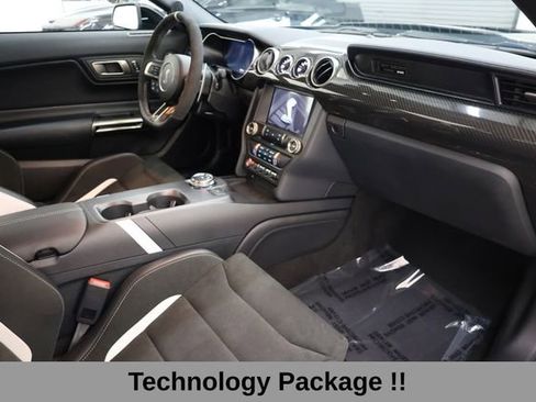 Used 2021 Ford Mustang Shelby GT500 w/ Carbon Fiber Track Pack RWD image 13
