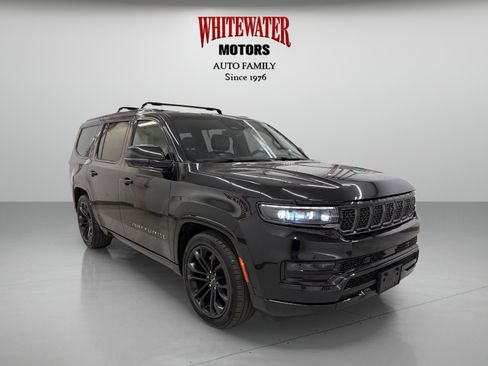 Used 2024 Jeep Grand Wagoneer Series II Obsidian w/ Quick Order Packagew 28T AWD/4WD image 5