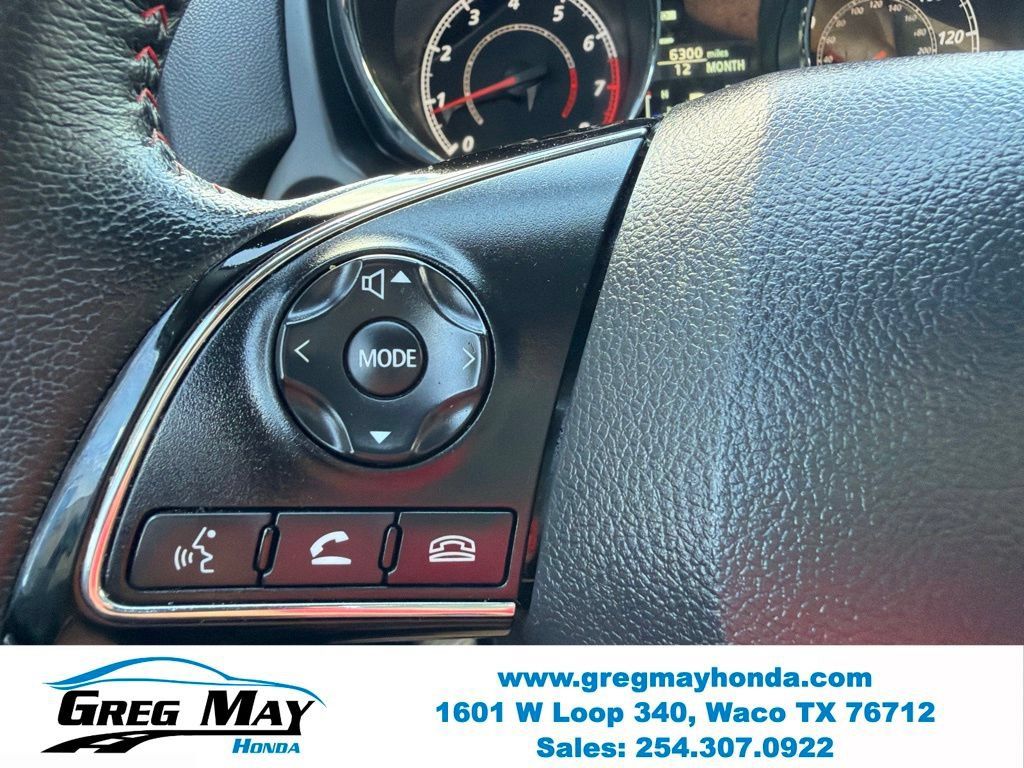 Used 2025 Mitsubishi Outlander Sport LE AWD/4WD image 27