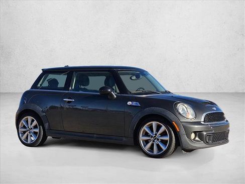 Used 2013 MINI Cooper S image 3