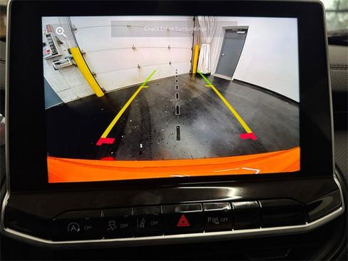 New 2026 Jeep Compass Trailhawk image 15