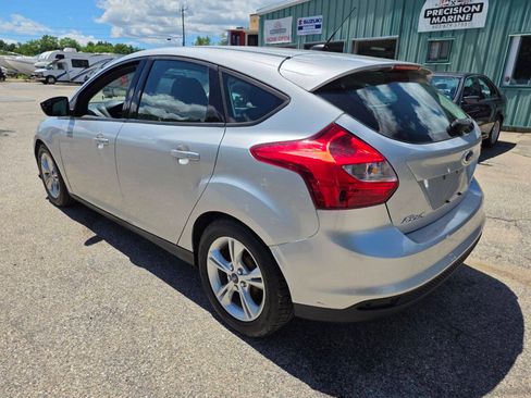 Used 2014 Ford Focus SE FWD image 12