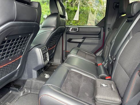 Used 2025 Ford Bronco Raptor AWD/4WD image 33
