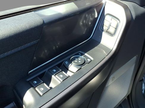 New 2026 Ford F150 Lariat image 17