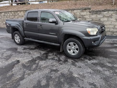 Used 2012 Toyota Tacoma 4x4 Double Cab image 1