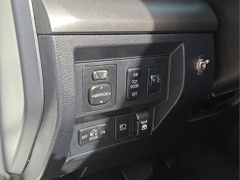 Used 2021 Toyota Tundra SR5 w/ TRD Sport Package image 17