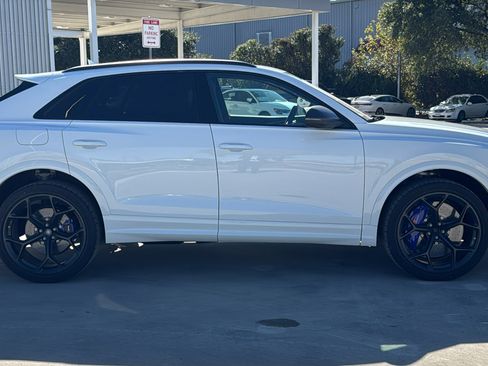 New 2026 Audi RS Q8 performance image 8