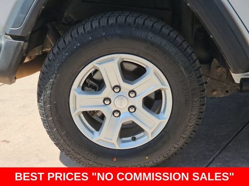 Used 2023 Jeep Wrangler Unlimited Sport AWD/4WD image 36
