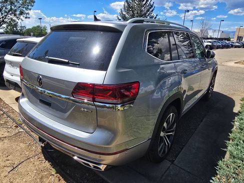 Used 2023 Volkswagen Atlas SEL Premium AWD/4WD image 6