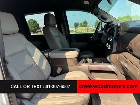 Used 2022 GMC Sierra 2500 SLT w/ SLT Premium Package AWD/4WD image 8