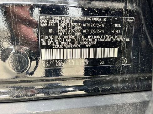 Used 2024 Toyota RAV4 XLE Premium w/ Weather Package AWD/4WD image 14