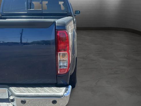 Used 2016 Nissan Frontier SV w/ SV Value Truck Package RWD image 31