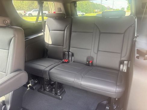 New 2026 Chevrolet Suburban LT w/ Comfort Package RWD image 46