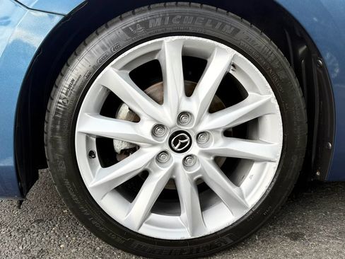 Used 2017 MAZDA MAZDA3 Touring FWD image 44