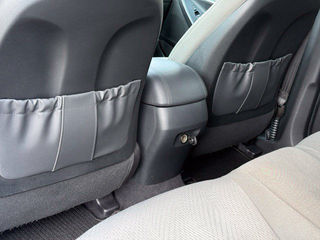 Used 2018 Hyundai Santa Fe Sport w/ 2.4L Value Package 02 FWD image 27