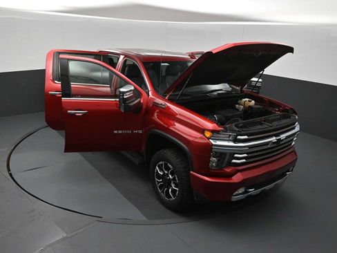 Used 2023 Chevrolet Silverado 2500 High Country AWD/4WD image 26