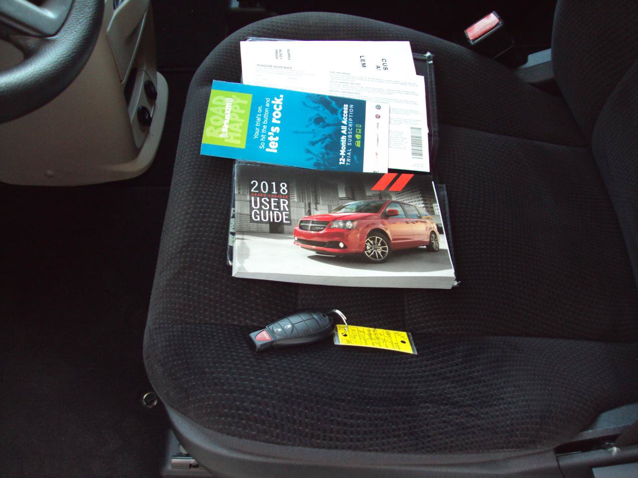 Used 2018 Dodge Grand Caravan SE w/ UConnect Hands-Free Group FWD image 16