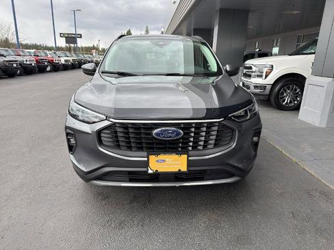 Certified 2025 Ford Escape Platinum AWD/4WD image 2