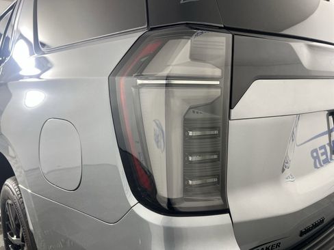 Certified 2025 Chevrolet Tahoe Premier AWD/4WD image 38
