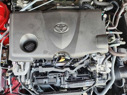 Used 2021 Toyota Camry XSE image 25