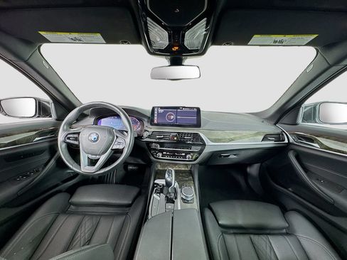 Used 2022 BMW 530i xDrive w/ Convenience Package AWD/4WD image 14