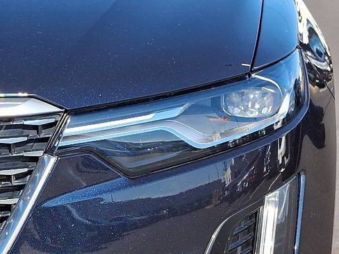 Used 2021 Cadillac XT6 Premium Luxury image 10