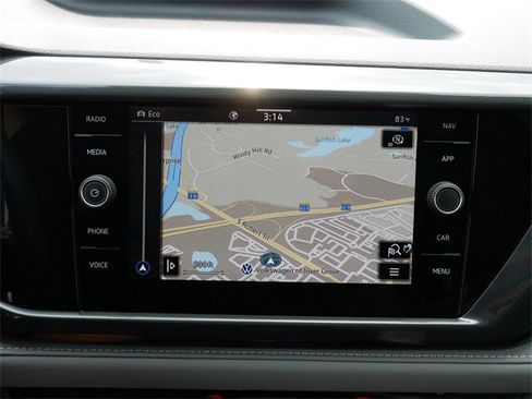 Certified 2024 Volkswagen Taos SEL image 29