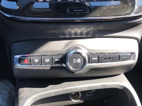 Used 2023 Volvo XC40 B5 Plus w/ Driver Assist Package image 29