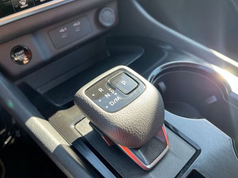 Used 2025 Nissan Rogue SV image 43