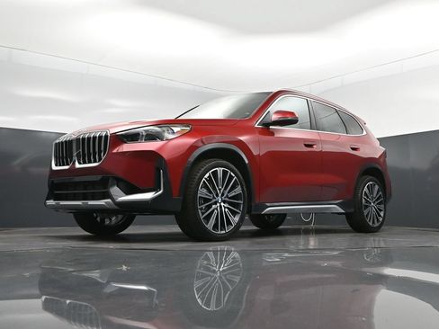 New 2026 BMW X1 xDrive28i w/ Technology Package AWD/4WD image 38