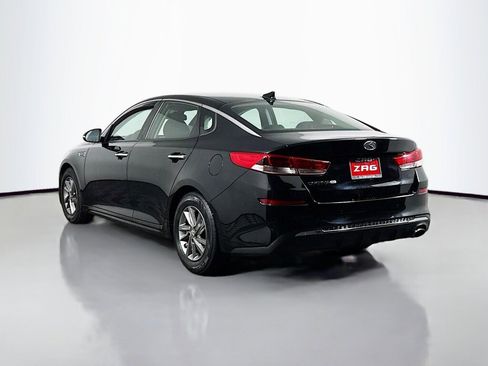 Used 2020 Kia Optima LX image 3