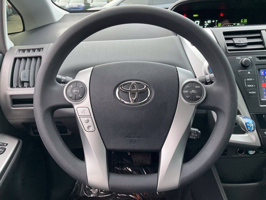 Used 2012 Toyota Prius V Five FWD image 40