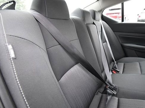 Used 2025 Nissan Altima 2.5 SV FWD image 25