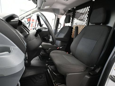 Used 2017 Ford Transit 250 130 Low Roof w/ Exterior Upgrade Package RWD image 18