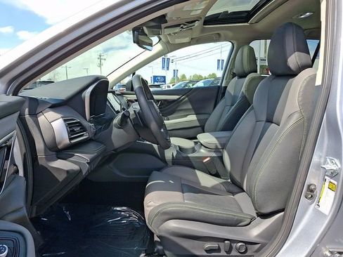 Used 2025 Subaru Outback Onyx Edition image 13