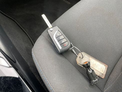 Used 2021 Toyota Corolla SE image 21