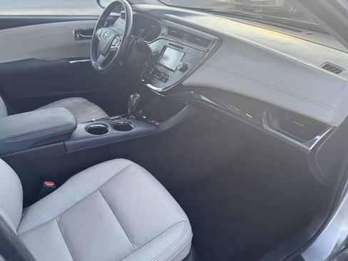 Used 2015 Toyota Avalon XLE Touring image 18