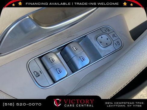 Used 2020 Mercedes-Benz GLE 350 4MATIC w/ Premium Package image 17