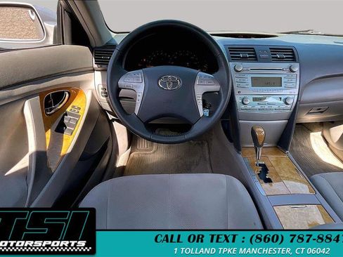 Used 2007 Toyota Camry XLE FWD image 5