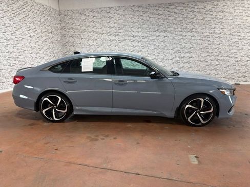 Used 2022 Honda Accord Sport image 8