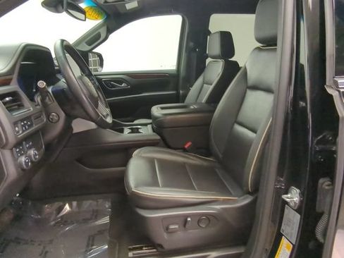 Used 2024 Chevrolet Tahoe Premier AWD/4WD image 13
